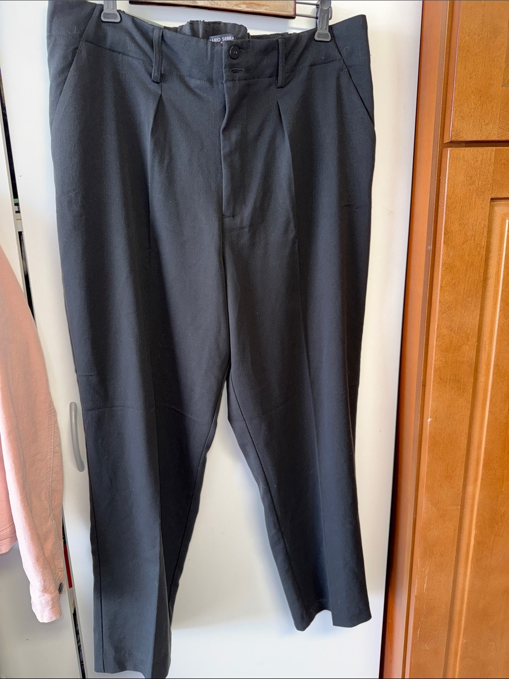 Mario Serrani Black Pleated Straight-Leg Dress Pants